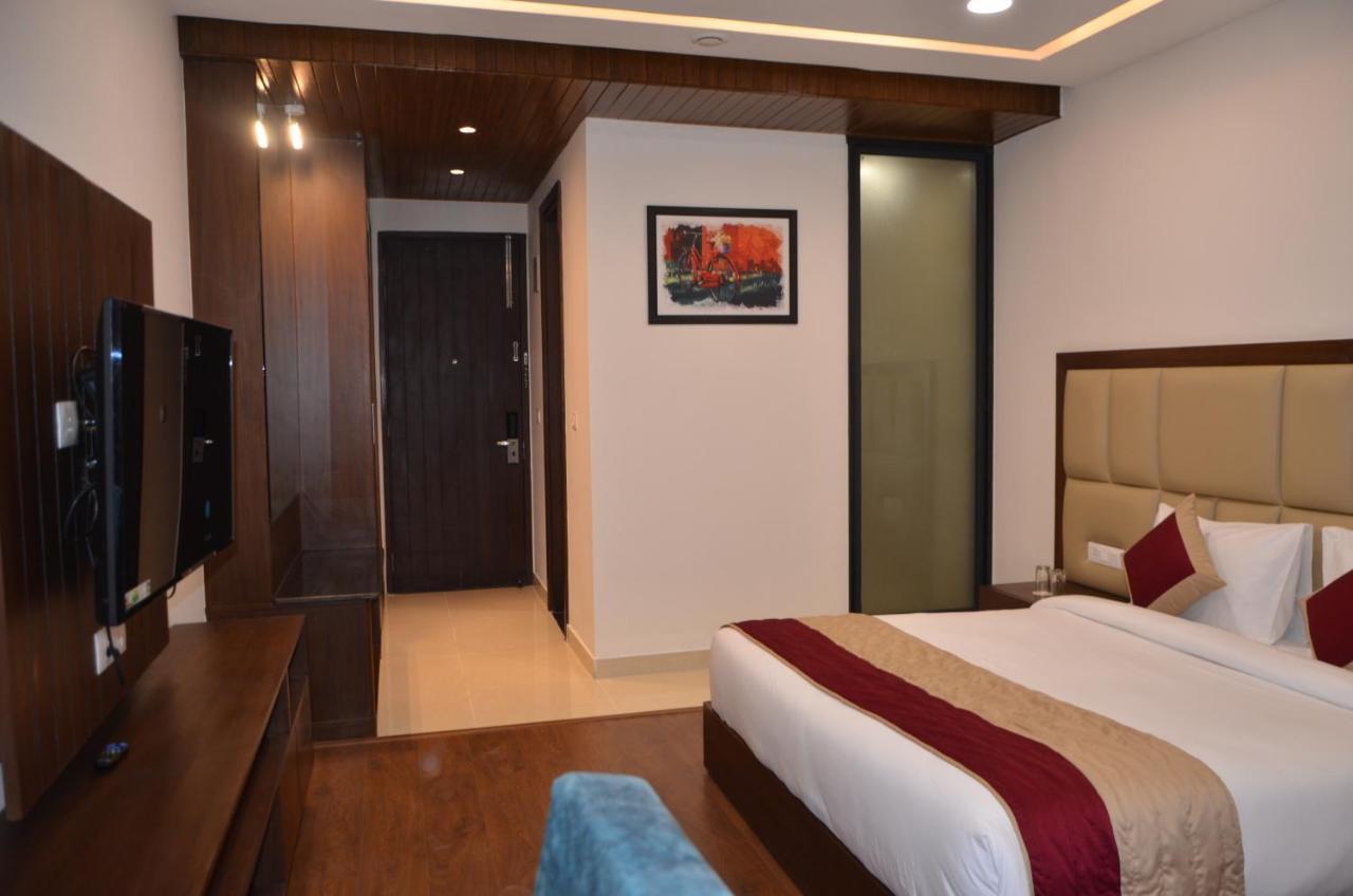 Best Western דלהאוזי מראה חיצוני תמונה