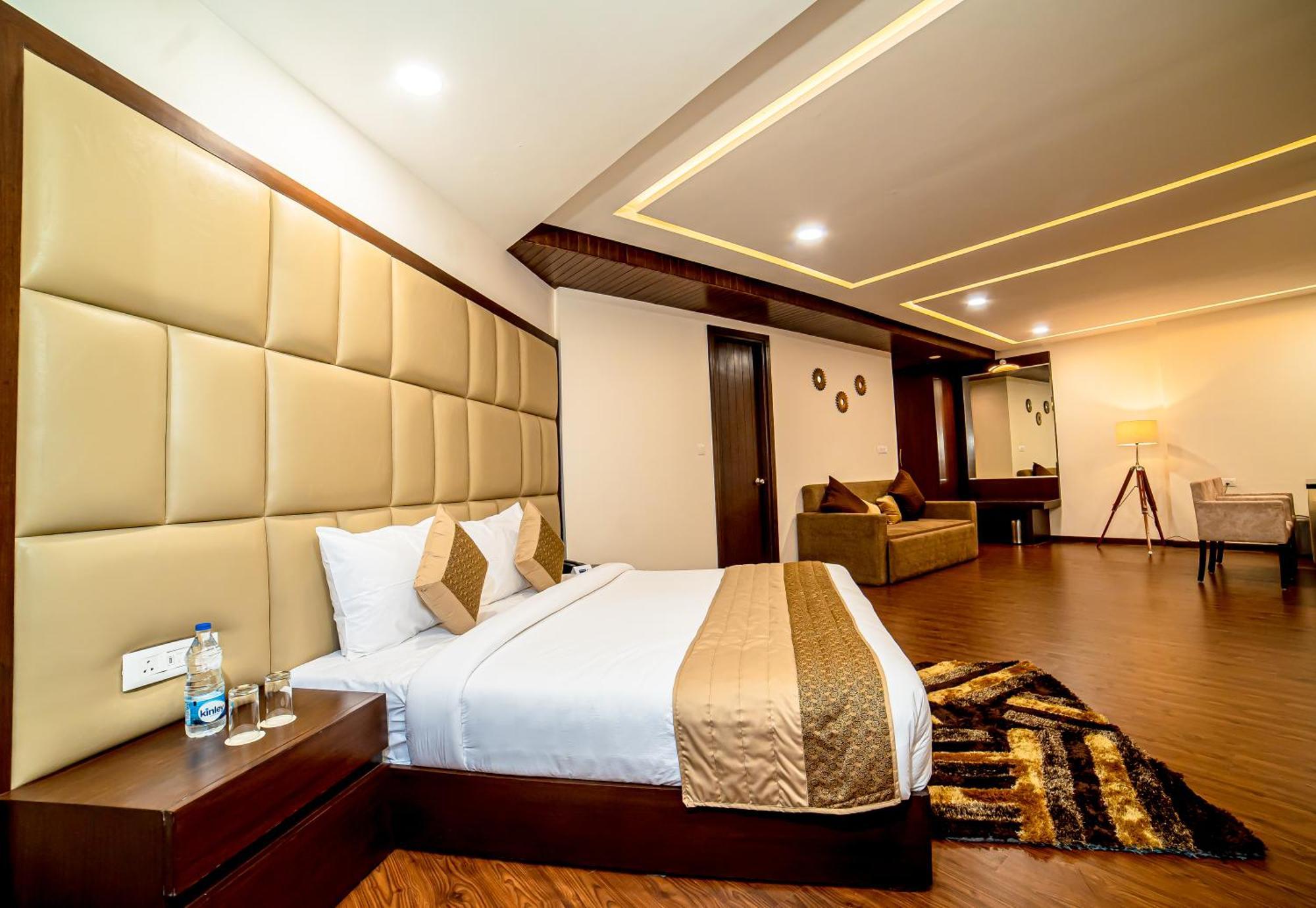 Best Western דלהאוזי מראה חיצוני תמונה