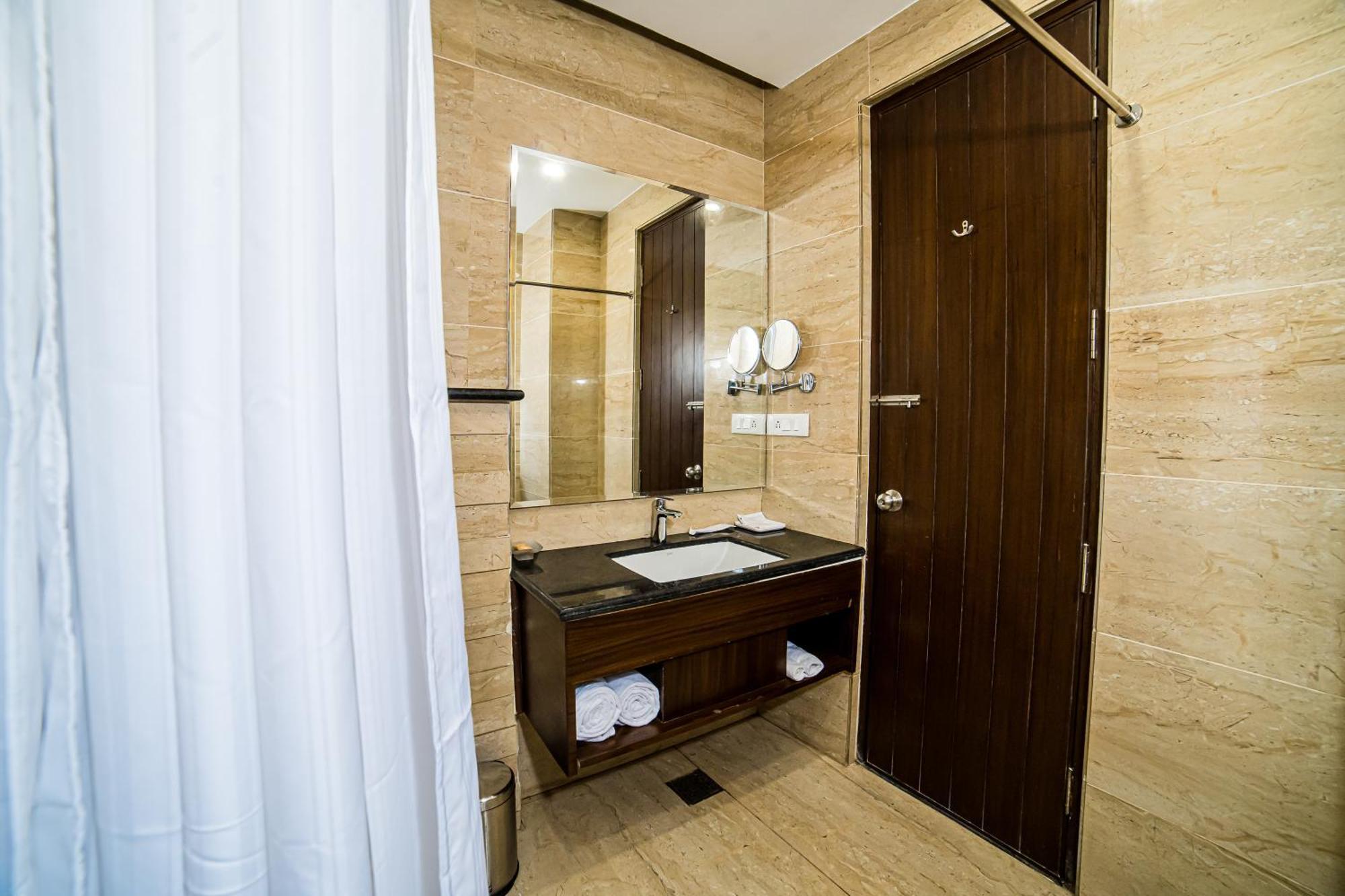 Best Western דלהאוזי מראה חיצוני תמונה
